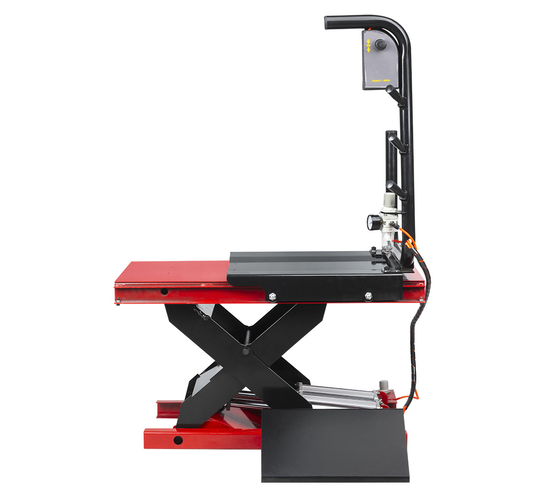 Airoperated wheel lift for wheel balancers P.H.U. SZCZEPAN