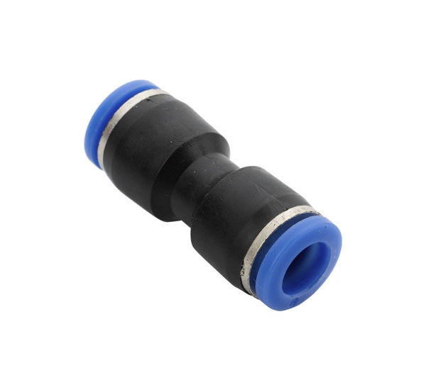 Straight plug connector for 8mm hose pass-through