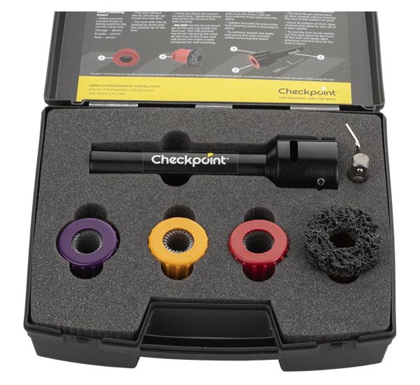 Stud and hub cleaning kit - Checkpoint