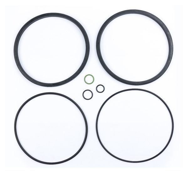 Cylinder seal kit for the M221 breaker