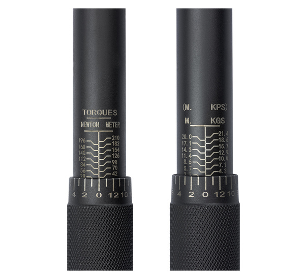 Torque wrench 1/2” 28-210Nm black
