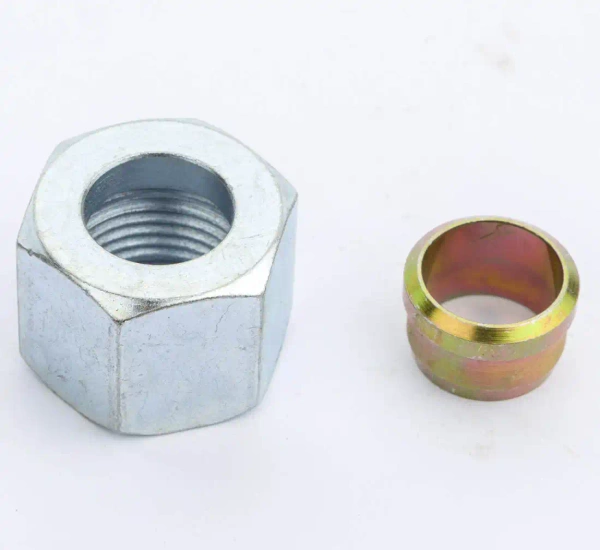 Hydraulic hose coupler nut