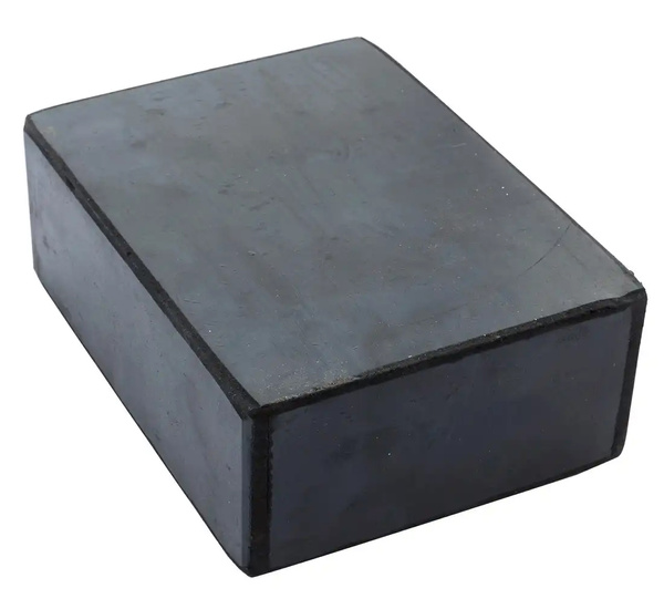 Rubber pad for low rise lifts 165 x 120 x 60 mm