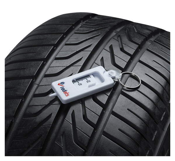 Tyre tread depth gauge pendant